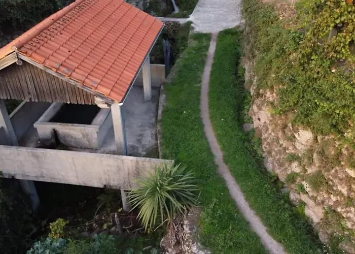 Дом отдыха Casa Da Calcada - Casa Inteira Сейя